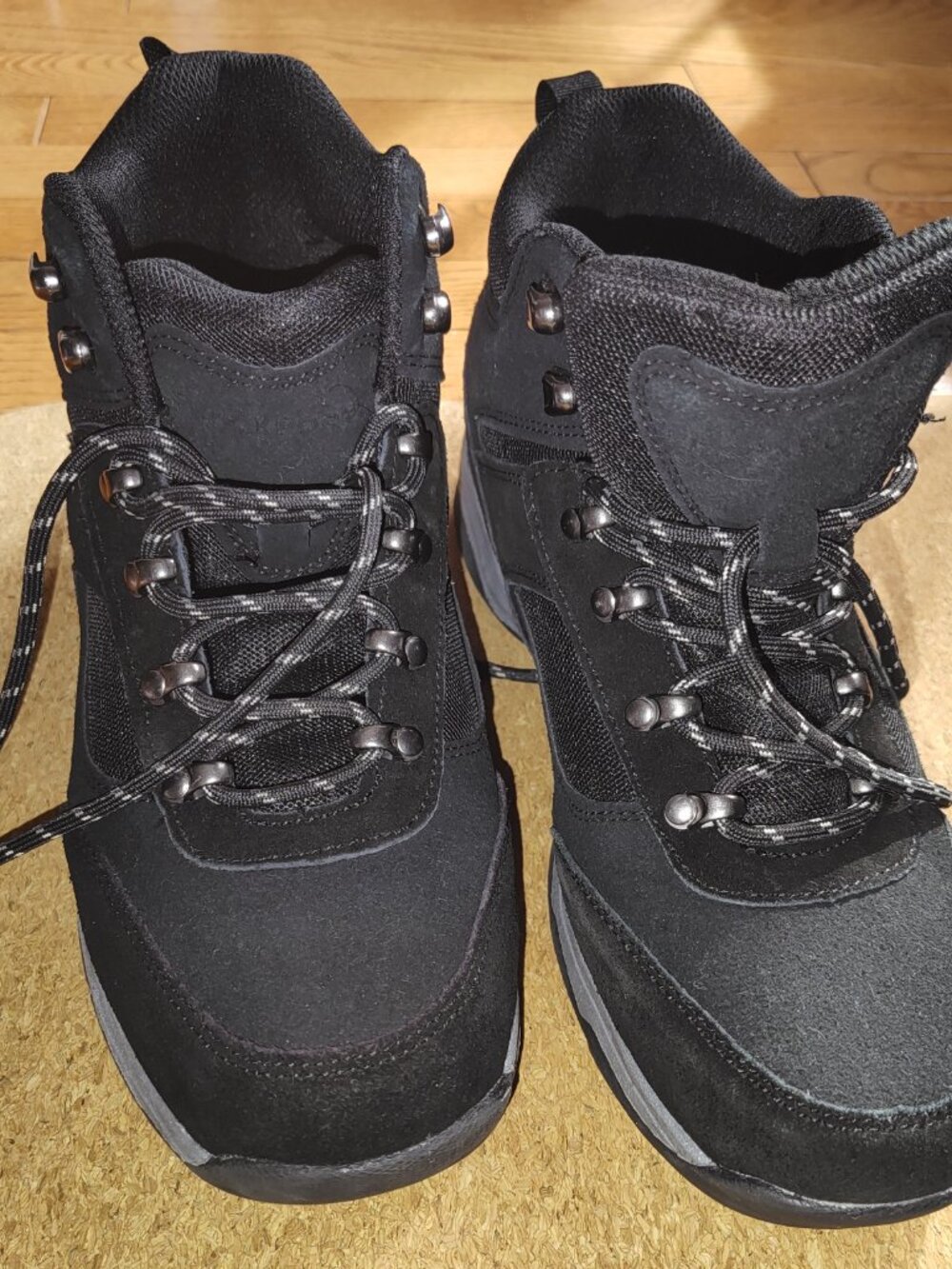 MENS ROCKPORT Dickinson Black Hiking Boots SIZE:9 CI8554 Suede/Leather <EUC>